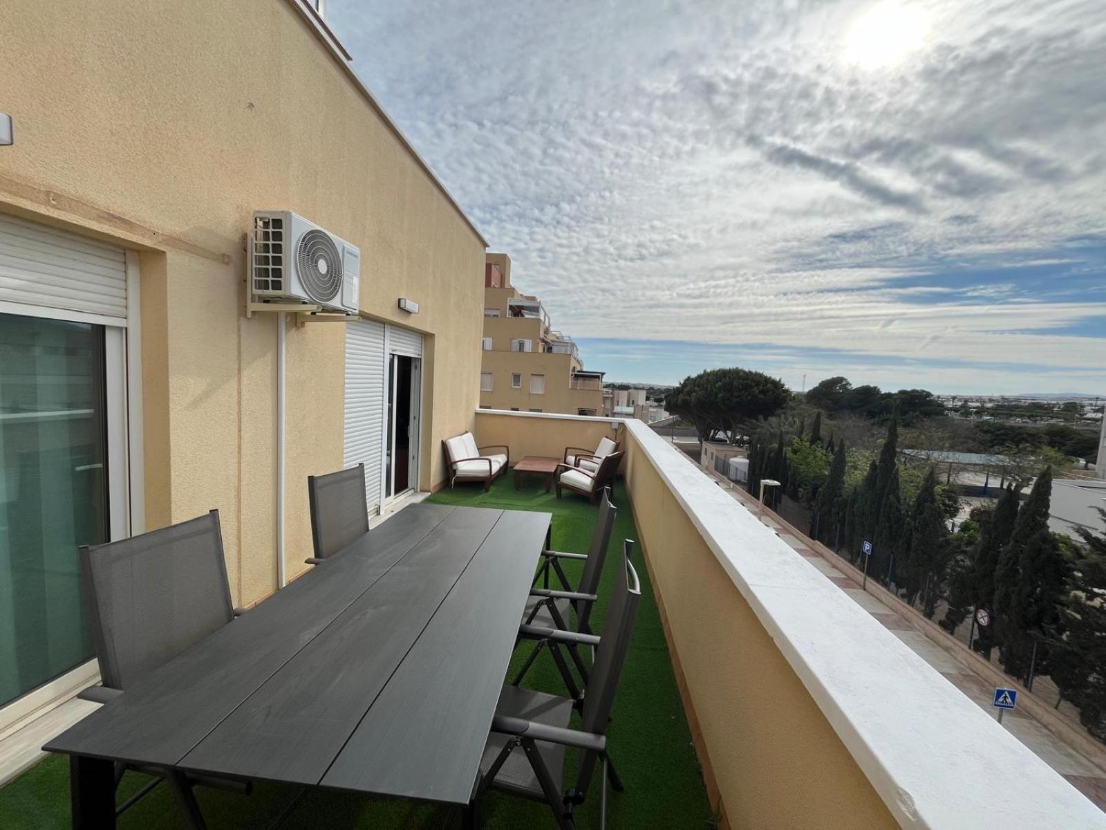 Aguadulce Sol Y Playa- A/C Apartment Roquetas de Mar Exterior photo